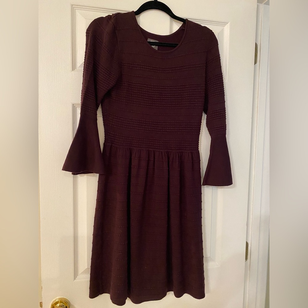 Vince camuto bell sleeves  Burgundy Knit Dress